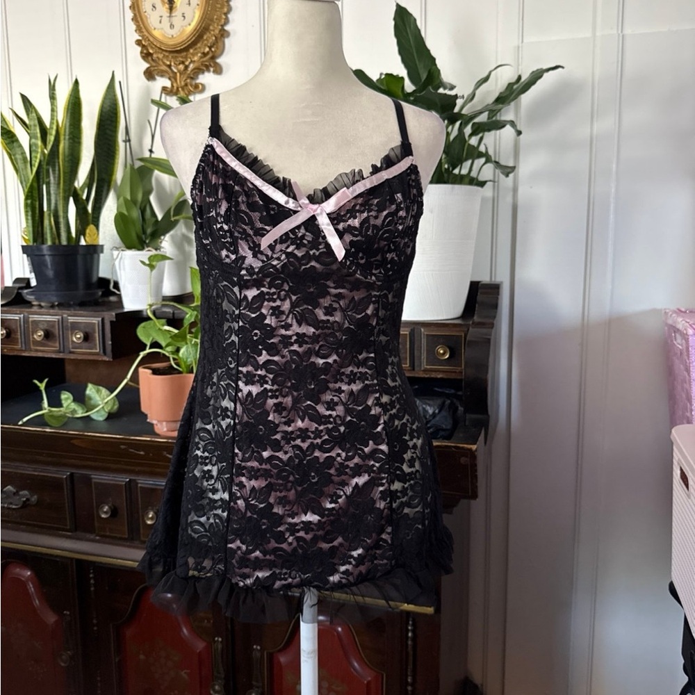 Black & Light Pink Floral Lace Babydoll